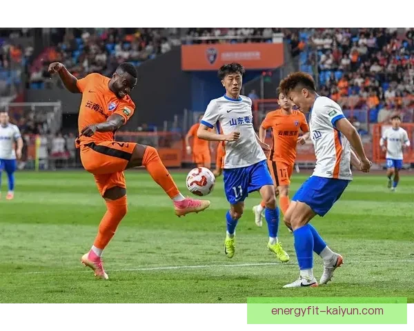 中超新闻快讯：赛季中期各队状态分析及竞争态势探讨