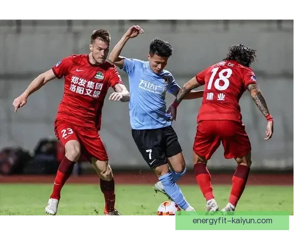 中超联赛前瞻：争冠与保级形势分析