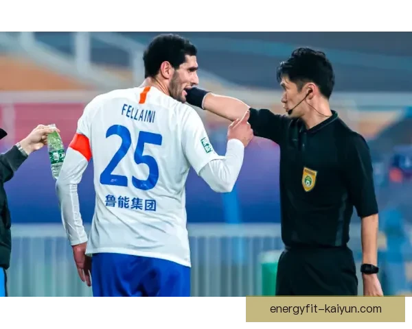 中超赛季冠军争夺形势分析：争冠格局与球队表现走势